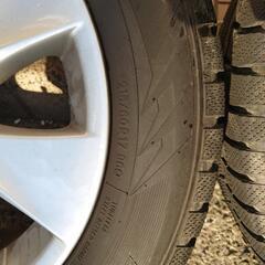 ヴェルファイア　スタッドレスタイヤ4本の画像