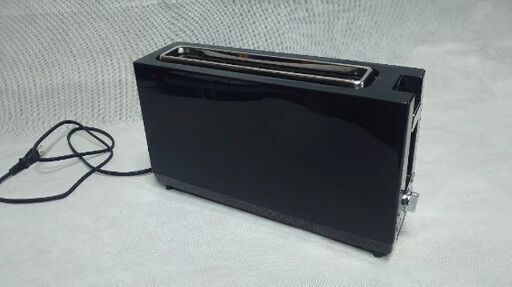 ツインバード工業「ポップアップトースター TS-D404W」 ～ほとんどの「食パン」が焼ける! 場所を取らないスリムなトースター