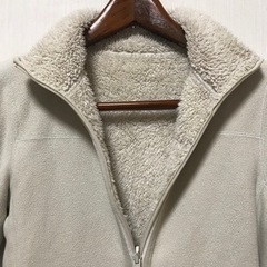値下げ　UNIQLOフリース リバーシブルジャンバーの画像