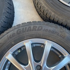 145/80r13 スタッドレスタイヤの画像