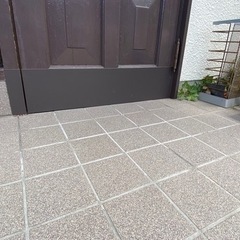 銅板柱巻き工事、玄関扉裾板金加工・大阪府枚方市 - 地元のお店