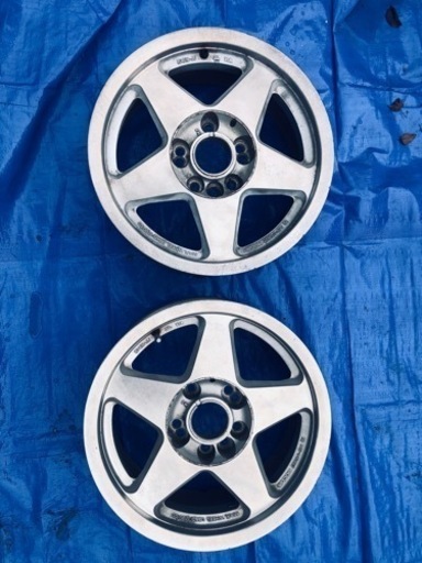 日本製アルミホイール　二本組