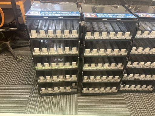 残りわずか！格安タバコ陳列ケース　タバコショーケース　タバコ什器