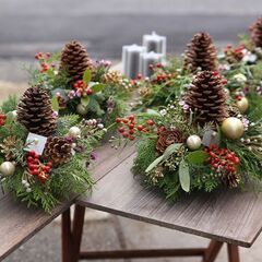 クリスマス2022　大きな木の実のアレンジメントの画像
