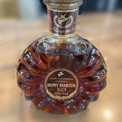 J1934 レミーマルタン REMY MARTIN XO　スペシャル 旧ボトル 旧ラベル 700ml 40度　古酒