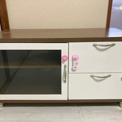 取引決定　テレビボード