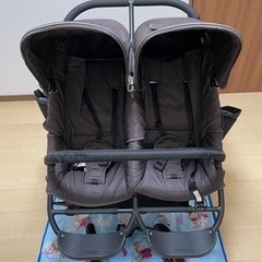 エアバギー　ココダブル　双子ベビーカー　ツインベビーカー