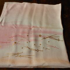 風呂敷　縮緬 絹100％　7０cm×75cm 正絹ふろしき 大判　和装小物の画像