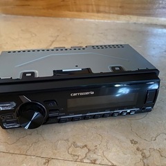 カーオーディオ　Carrozzeria MVH-3100　Pio...
