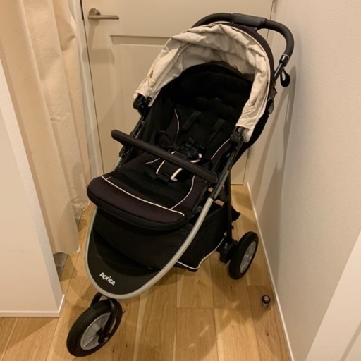 11/30日までAprica アップリカ プレミアムスムーヴ 取りに来て下さい方へ