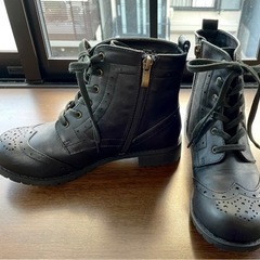 【美品】黒　編み上げショートブーツ　Sサイズの画像