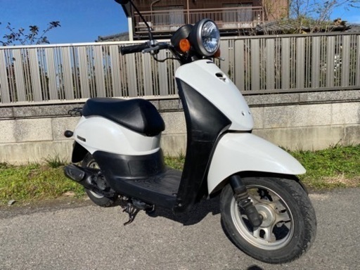 ☆トゥデイ低燃費FIモデル☆タイヤ・シート・プラグなど新品交換^_^色々整備で快調ですよ☆50cc原付スクーター☆