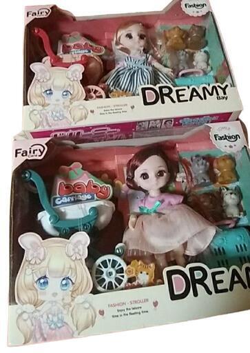 １箱1000円♥️新品未使用♥️動かせるお人形と犬４匹セット