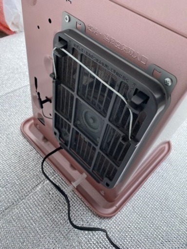 ファンヒーター　お手頃サイズ　人気のピンク　小倉南区　ブルーヒーター