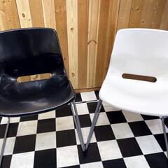 IKEA-イケア　2個セット　デスクチェア　ブラック＆ホワイト　...