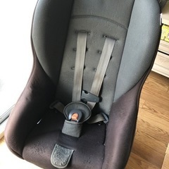 0-6歳対応　タカタ製チャイルドシート