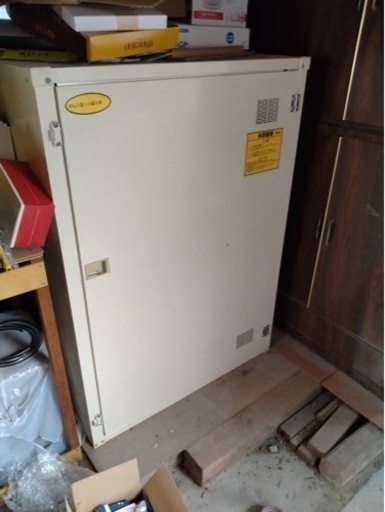 コメリオリジナル　米保管庫　TSL-12