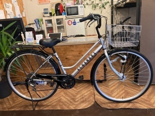 【後輪タイヤ・後輪チューブ新品！ LEDオートライト】6段変速　27インチ自転車　シルバー