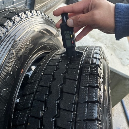 【ご成約ありがとうございました(*˘︶˘*).｡.:*♡⠀】ダンロップウィンターマックス　195/80R15