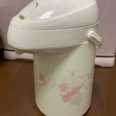 新品同様　ポット　2.5Ｌ
