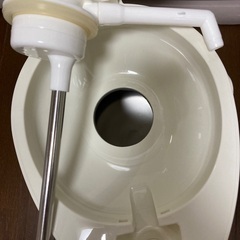 新品同様　ポット　2.5Ｌの画像