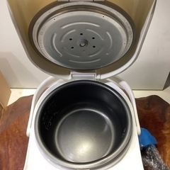 Panasonic 3合炊き電子ジャー炊飯器SR-ML05の画像