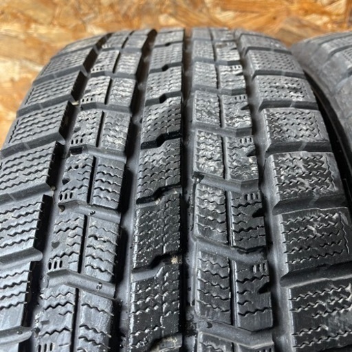 バリ山　GOODYEAR グッドイヤー　ICENAVI7 215/60R16 スタッドレス タイヤ　2017年製　16インチ