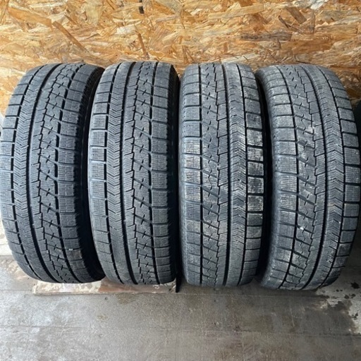 バリ山　BRIDGESTONE ブリヂストン　ブリジストン　VRX 215/65R16 スタッドレス タイヤ　2015年製　16インチ