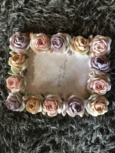フォトフレーム　薔薇でオシャレ