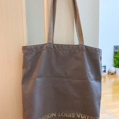 ルイヴィトン財団 美術館 限定 FONDATION LOUIS ...