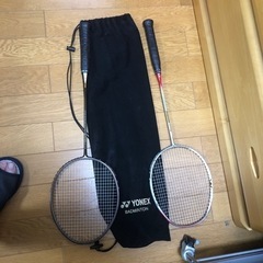 ヨネックス、競技用バトミントンラケット
