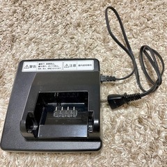 パナソニック電動自転車　バッテリー充電器【NKJ075Z】の画像