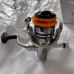 小キズ シマノ(SHIMANO) スピニングリール 19 ストラ...