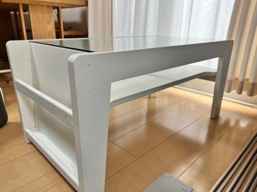 ガラステーブル（買取決まりました。）
