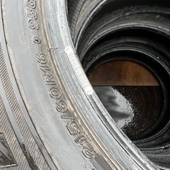 215/60R16 2019年製　VRX❣️ クラウン　カムリ　CX3等にの画像