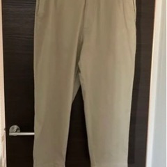 UNIQLO イージーリラックスアンクルパンツ