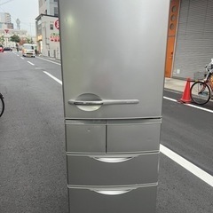 ファミリータイプ冷凍冷蔵庫㊗️保証あり?配達と設置可能