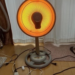 中古/ハロゲンヒーター　差し上げます