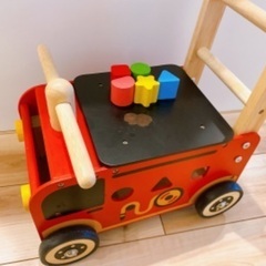 アイムトイ I’m TOY ウォーカー＆ライド消防車 木のもちゃ 知育玩具 乗用＆手押し車の画像