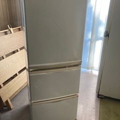 サンヨー冷蔵庫差し上げます！