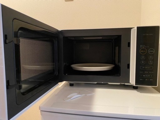 お話し中　今月末まで　値下げしました！　ほぼ新品　COMFEE' オーブンレンジと小型冷蔵庫　近場でしたら配達します