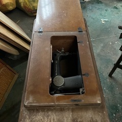 レトロ　ミシンの画像