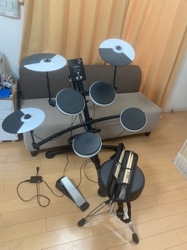 Rolandの電子ドラム