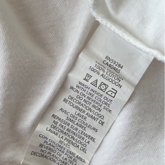 【新品未使用】キッズ　ガールズ長袖Tシャツ　160cmの画像