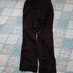 FILAズボンの画像