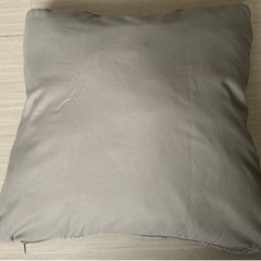 クッションカバー 2枚の画像