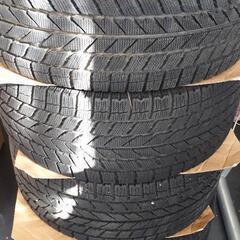 冬用タイヤ　トーヨータイヤ235／45R／17の画像