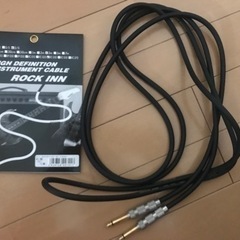 美品！ほぼ未使用。オレンジ　アンプとつなぐギターのケーブルも！　の画像