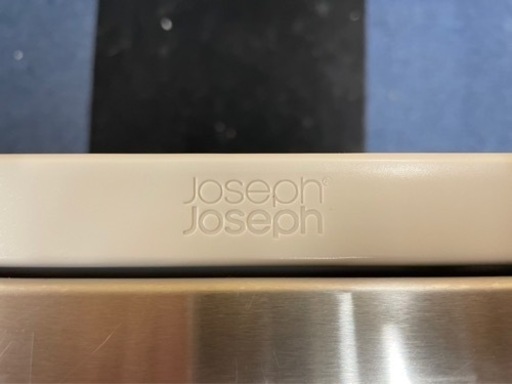 早い者勝ち❣️✨ジョセフ ジョセフ 消臭 分別 ゴミ箱✨?