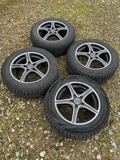 TOYOTA ヴォクシー スタットレスタイヤアルミ4本セット